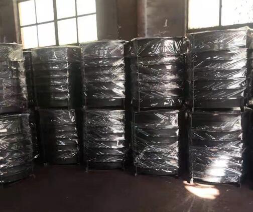 Cubierta de alcantarillado de hormigón.jpg Concrete Sewer Cover.jpg